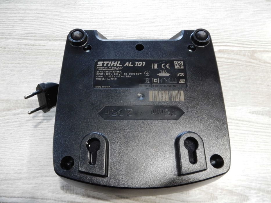 Stihl TSA 230 Przecinarka akumulatorowa, akumulator, ładowarka