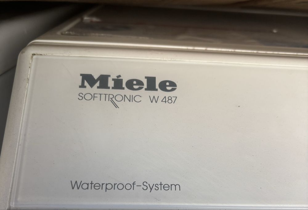 Пральна машина Miele 6кг