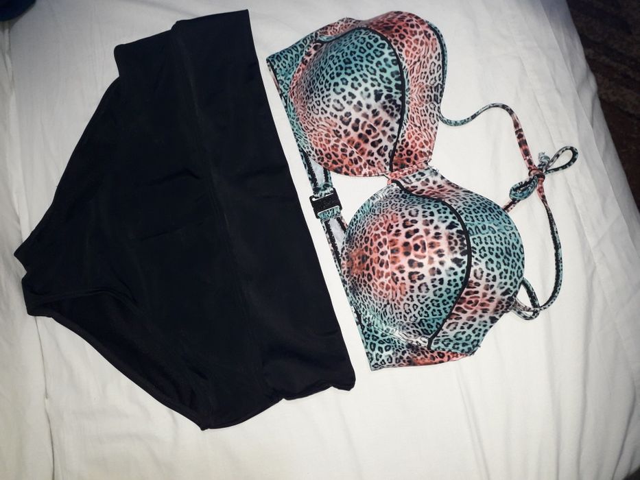 Купальник роздільний 52-54р ліф 85/D плавки