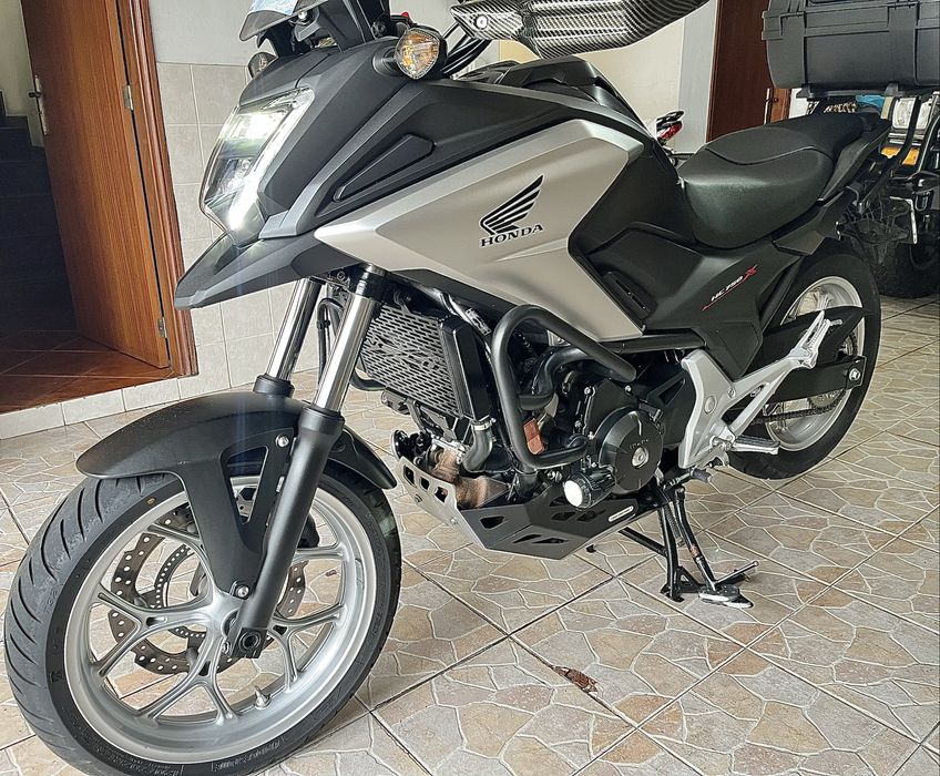 Honda NC750X 2018