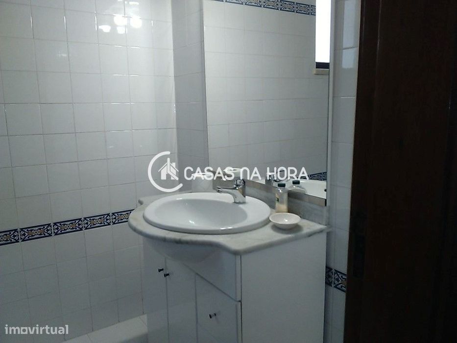 Setúbal, Amoreiras T2 equipado.