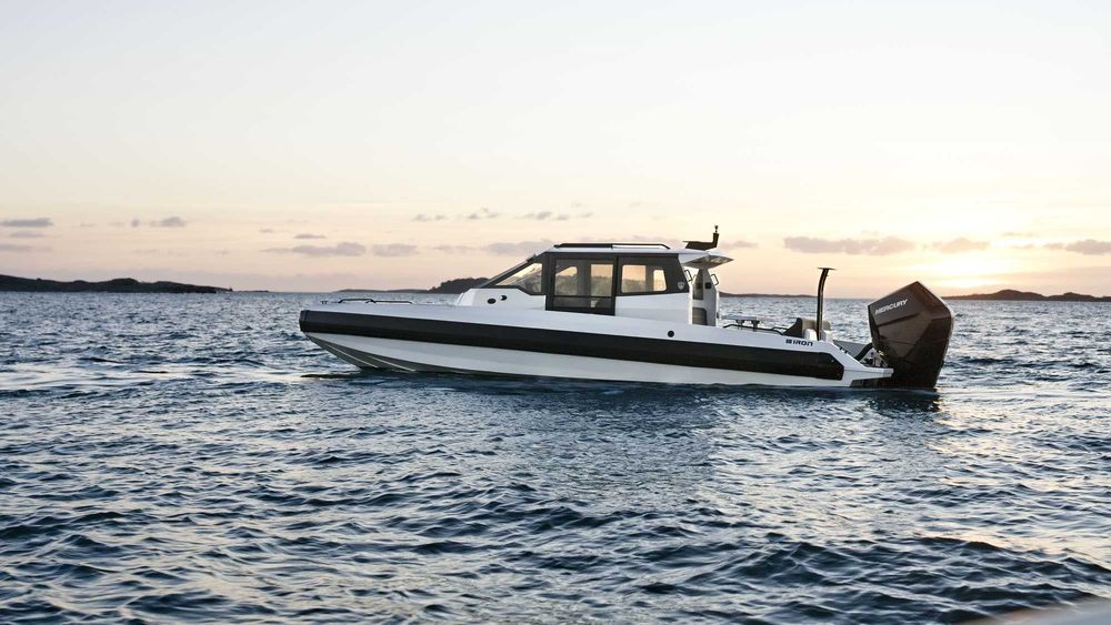 Iron 827 Coupe - Mercury 300, MBOATS - Olsztyn