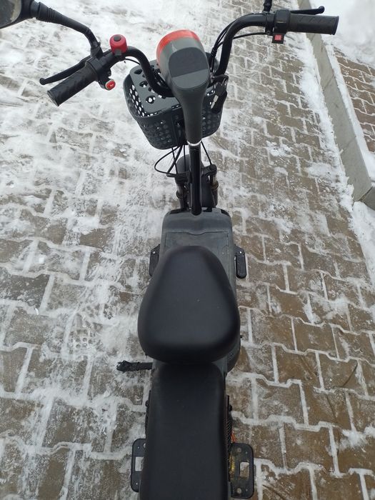 Електро скутер            .