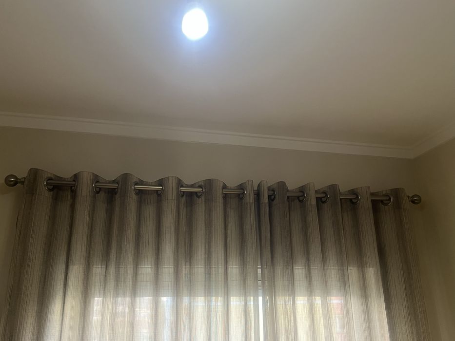 Varão para cortinado