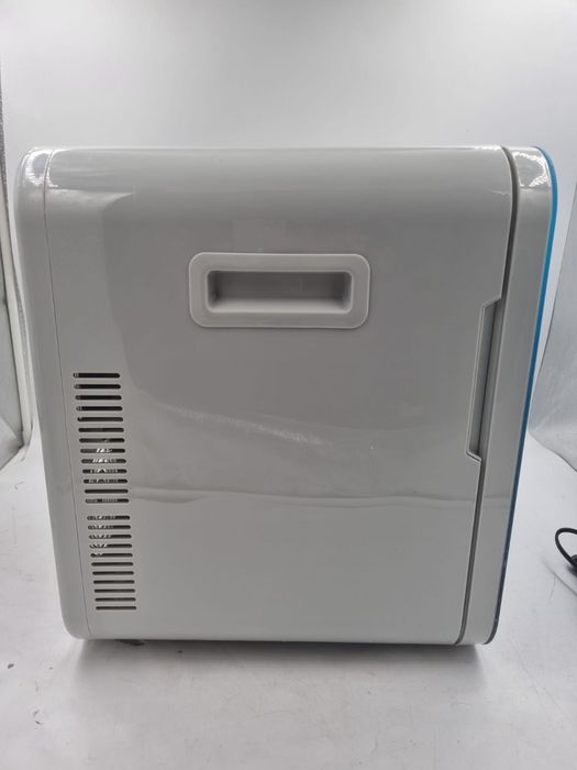 Cecotec mini lodówka 20 l