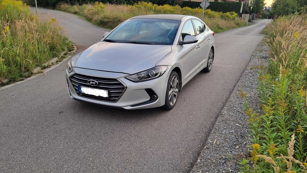 Hyundai Elantra