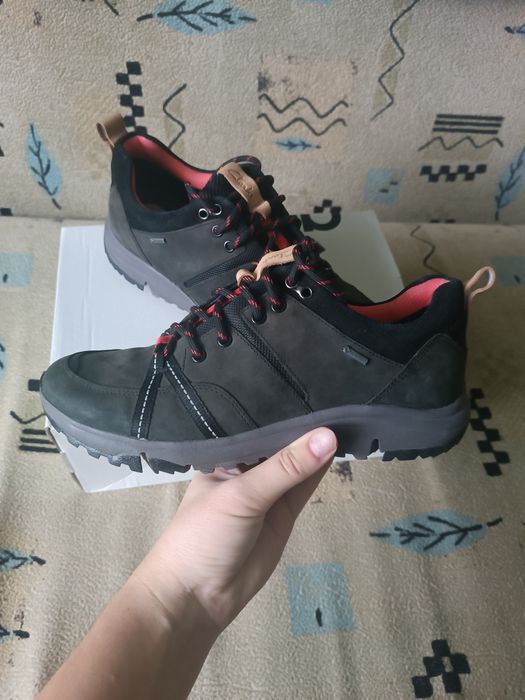 Clarks кросовки жіночі