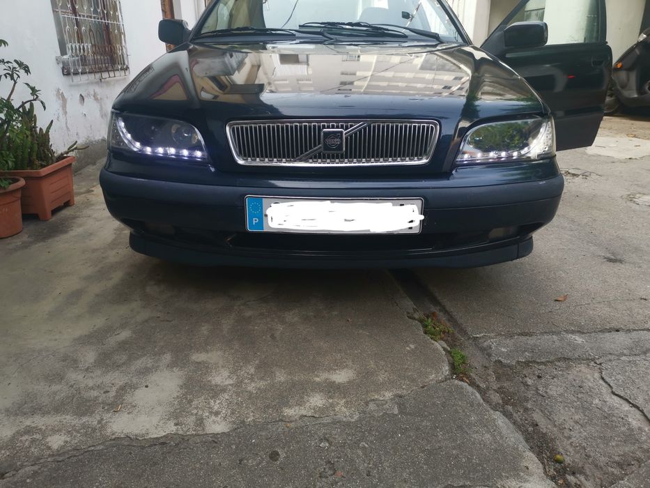 Farol dianteiro Volvo S40 e V40