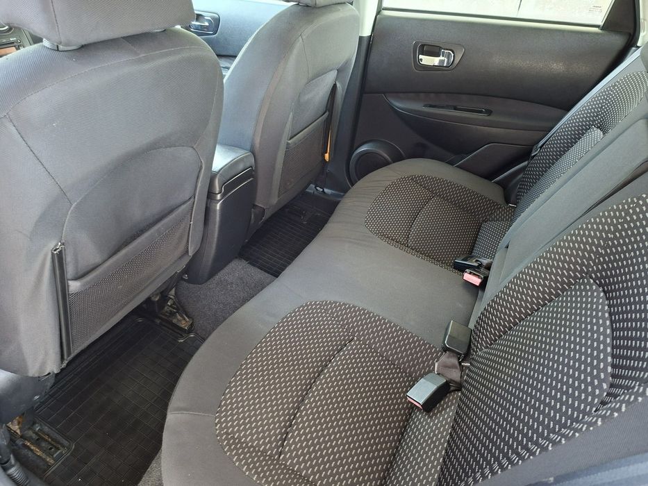 Nissan Qashqai 2.0 diesel napęd 4x4 wazne opłaty
