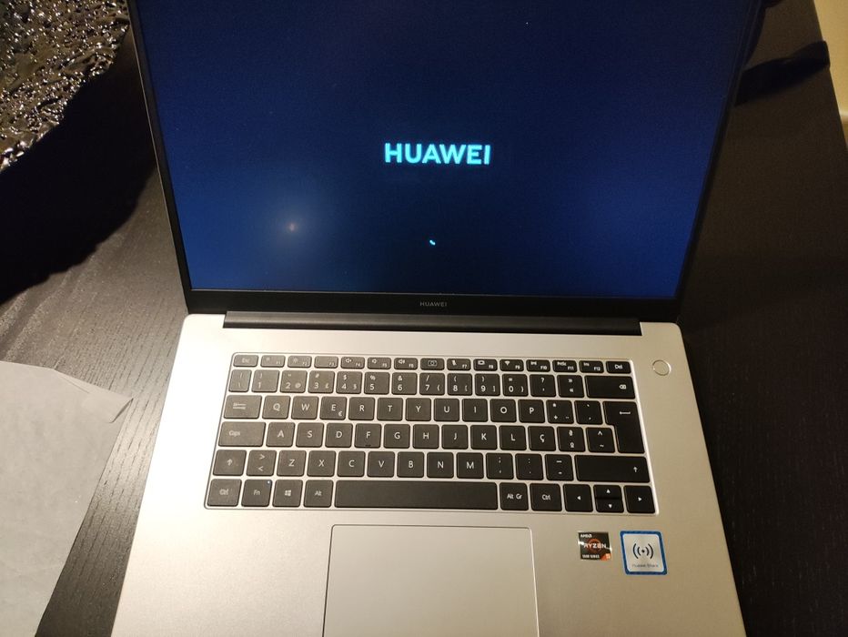 Portátil Huawei MateBook D15 AMD