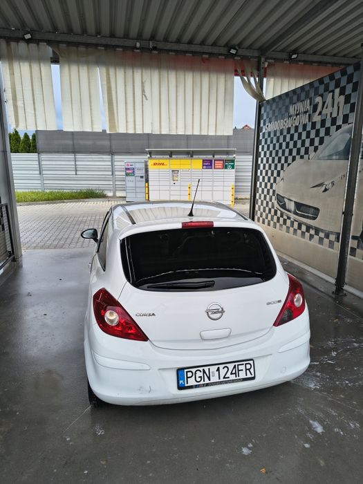 Opel corsa D diesel 2012rok.