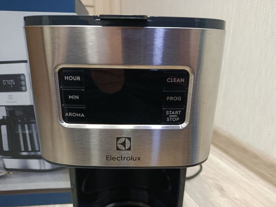 Кавоварка крапельна Electrolux E5CM1-6ST