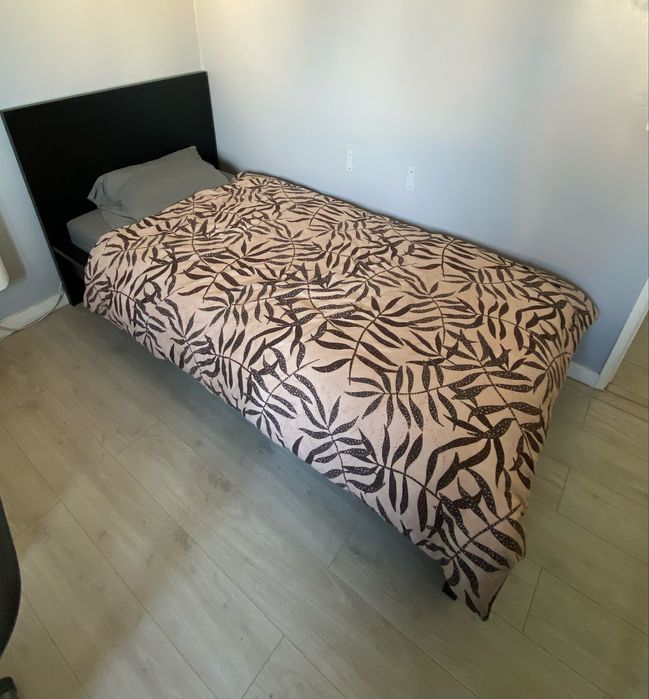 Cama IKEA Malm solteiro com estrado
