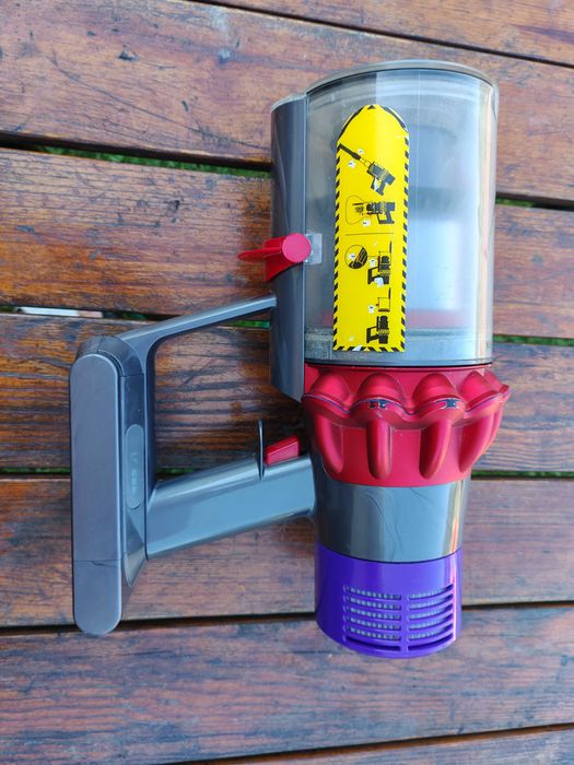 Пилосос Dyson sv12