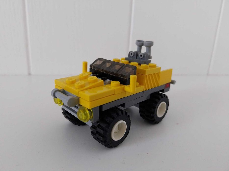 Lego 6742 Mały samochód terenowy (Creator) 2009
