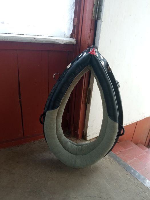 Продам хамут  на коня, упряж