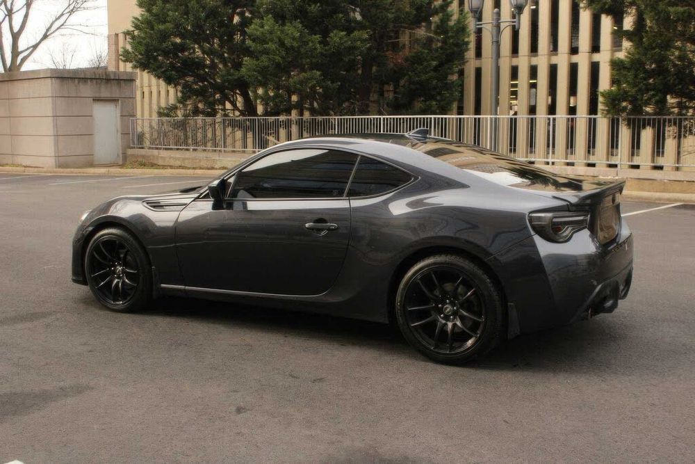 Toyota 86      2018