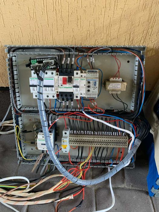 Продается контролер теплового насоса MCH2001030 Контролер µC2 SE CAREL