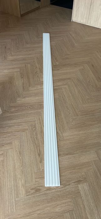 Panel ścienny biały.