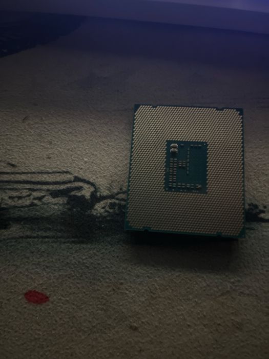 процесор Xeon e5 2640 v3