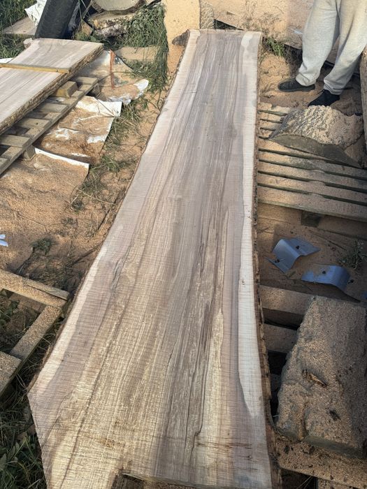 Foszty deski jesionowe 70-60cm szerokosci gr 9 cm