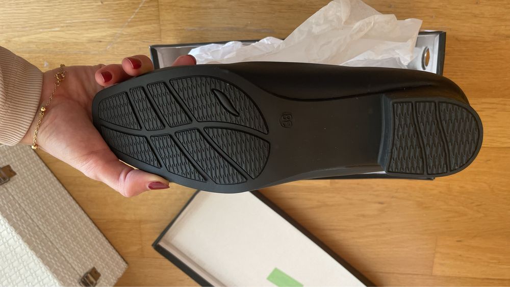 Sapatos Copitraje Pretos Novos