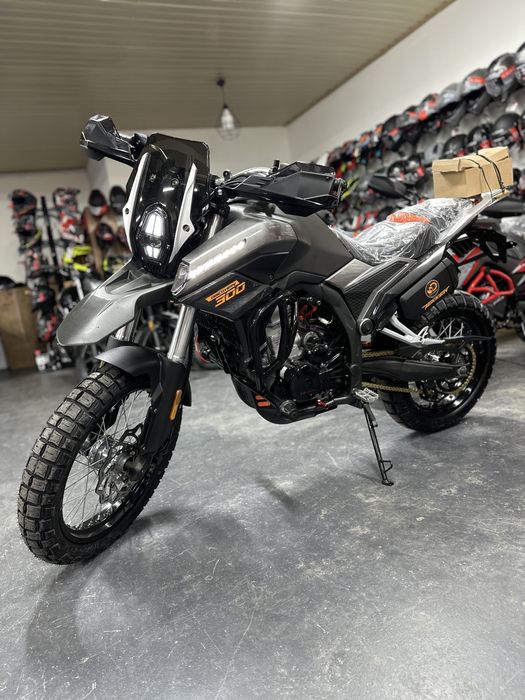 Новинка Teken Discovery 300 2025