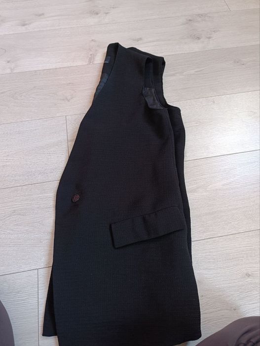 Жіночий желетка від фірми zara