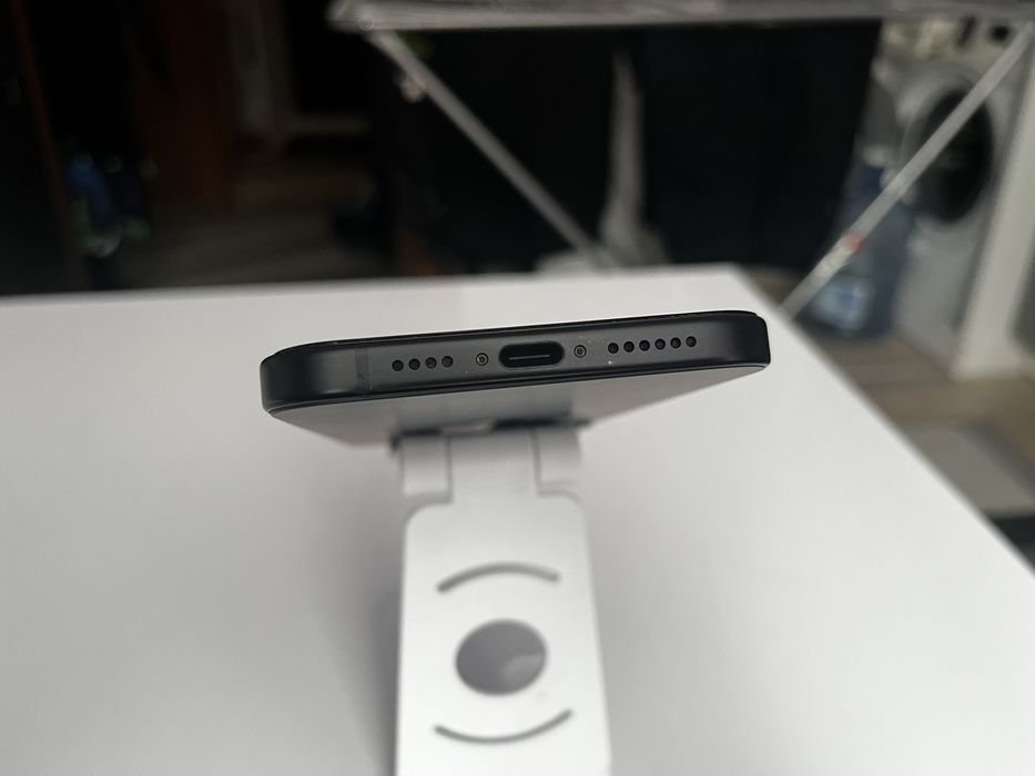 Iphone 15 plus 128 gb black читайте опис