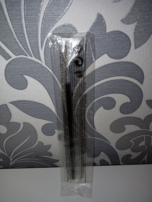 Avon pędzelek do zdobienia paznokci