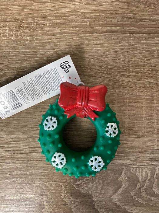 Zabawka dla psa świąteczna wianek piszcząca z piszczałką christmas