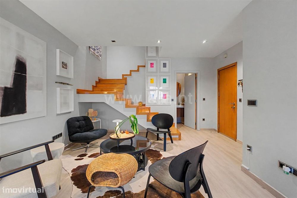 Apartamento T4 Duplex em Paredes — Paredes, Porto