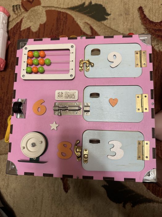 Бізікуб для дітей