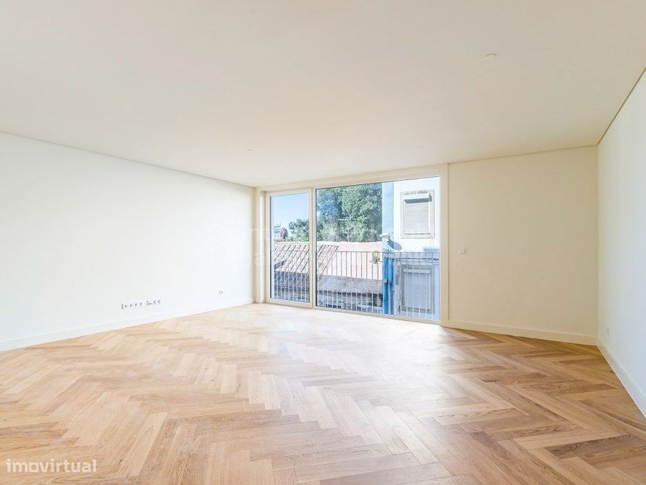 Apartamento T2 para arrendamento em Alcântara, Lisboa