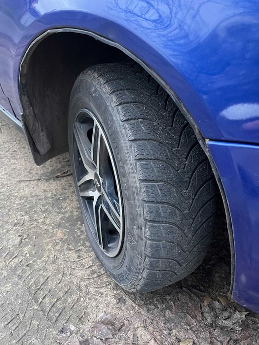 продаю ВАЗ лада приора