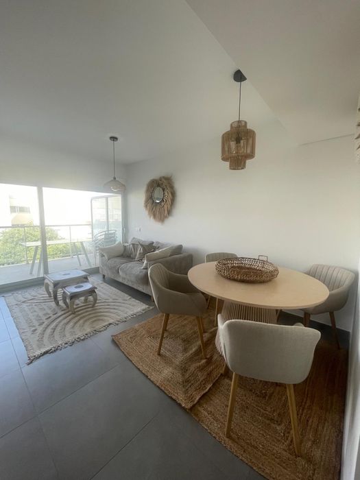 Arrendamento de apartamento T1 na Rua Leonardo Coimbra - Albufeira