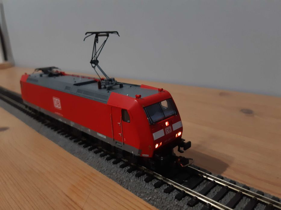 PIKO 59014 elektrowóz BR185