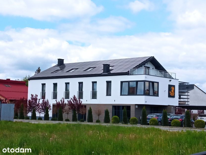 Biuro / siedziba firmy /30m2/media/parking w cenie !!!