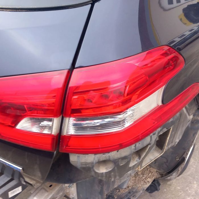 Farol de trás passageiro Peugeot 308 SW