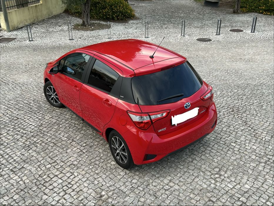 Toyota Yaris Y20 Club Hybrid | Automático | GPS | Câmara | Bancos Aquecidos