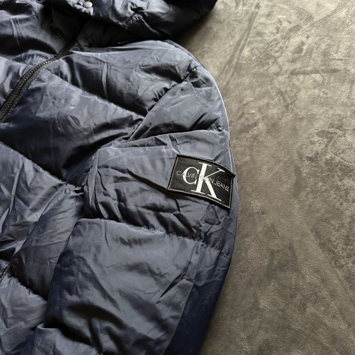 Пуховик Calvin Klein ( Size по бірці S, факт M ) Стан 9/10