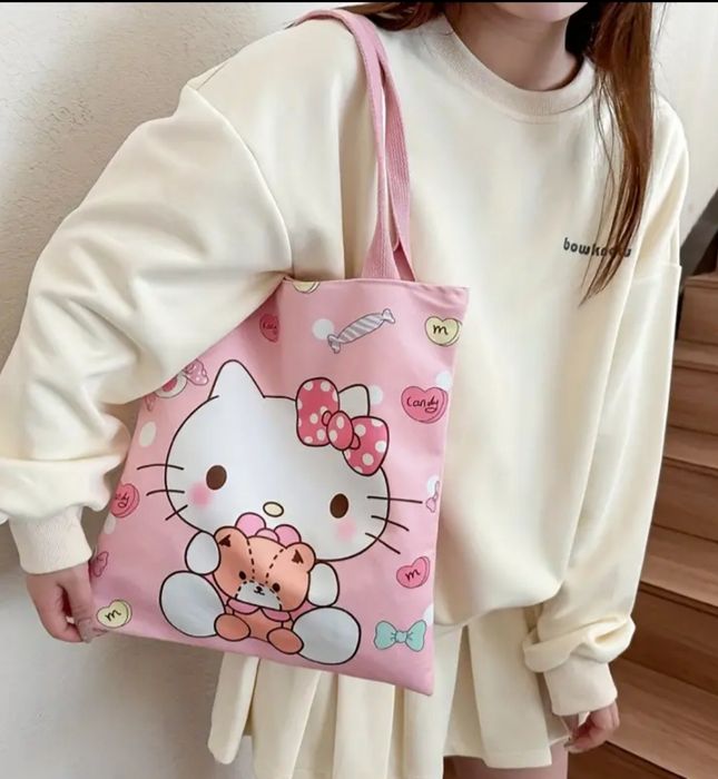 Śliczna Torebka Tote Bag Hello Kitty – Idealna na Codzień!