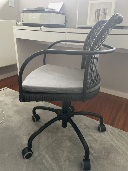 Cadeira escritorio IKEA com rodas