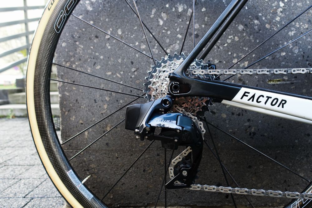 Factor O2 Sram Force AXS 54