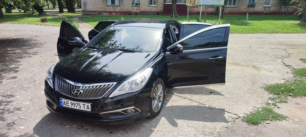 Продам Хундай Грандеур 2015г.вып.