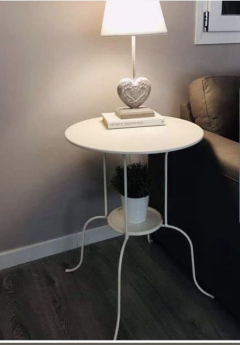 2 Mesas  de cabeceira ou de apoio Ikea Lindved