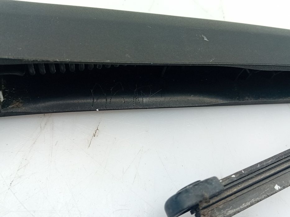 Haste / braço de escova limpa vidros trás MERCEDES-BENZ Classe A (W177