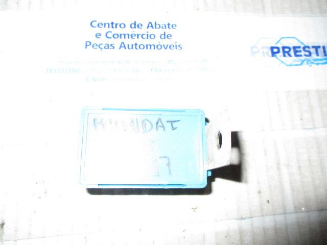Botão / interruptor electromecânico / relé HYUNDAI Accent I (X3)