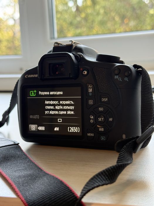 Canon EOS 1200D (Rebel T5) + об’єктив Canon EF-S 18–55mm