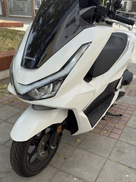 Honda PCX DX 2026
